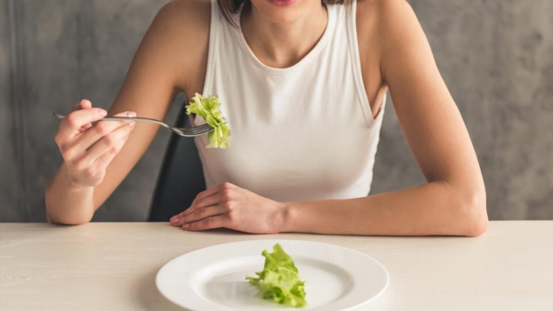 GM Diet là gì? Lợi ích và gợi ý thực đơn GM Diet 7 ngày 5 GM Diet cũng đi kèm với nhiều rủi ro có thể ảnh hưởng đến sức khỏe